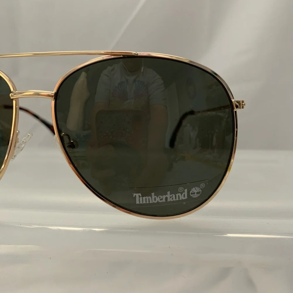 NWT Timberland Gold Framed Aviator Sunglasses